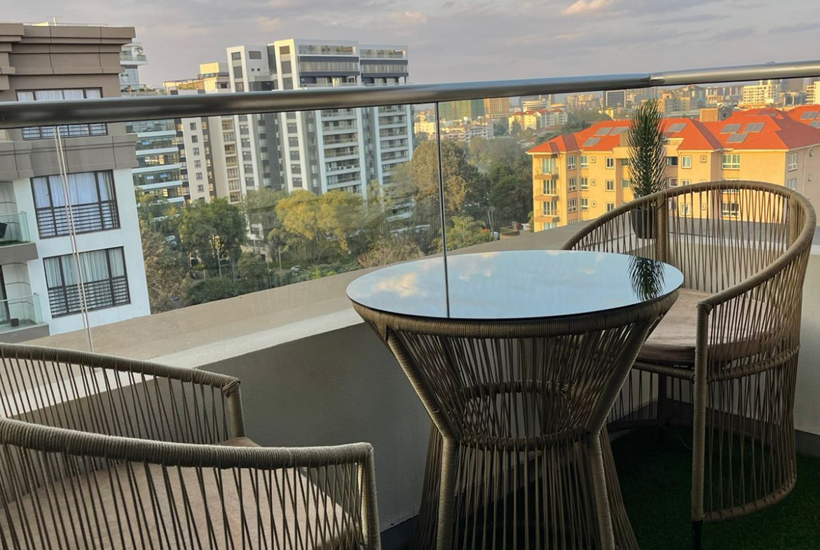 SERVICED ONE BEDROOM APARTMENT