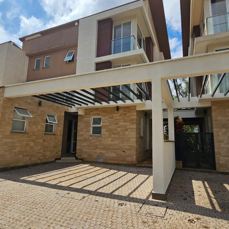 5 BEDROOM TOWNHOUSE FOR RENT IN LAVINGTON