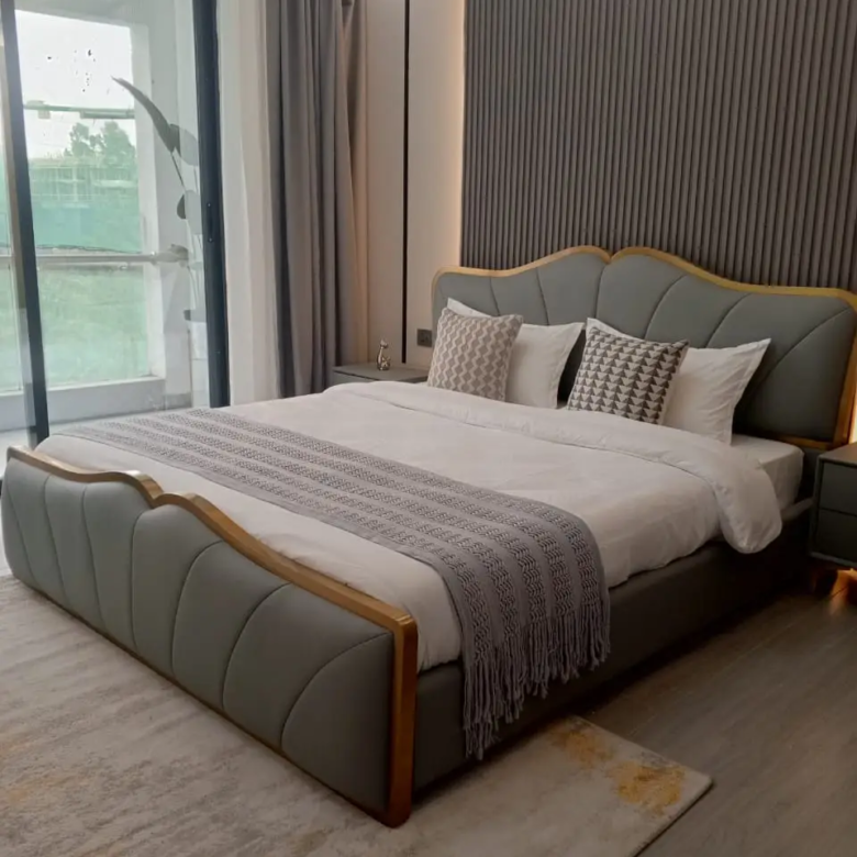 Another view of luxurious bedroom at Diamond Ivy Apartments