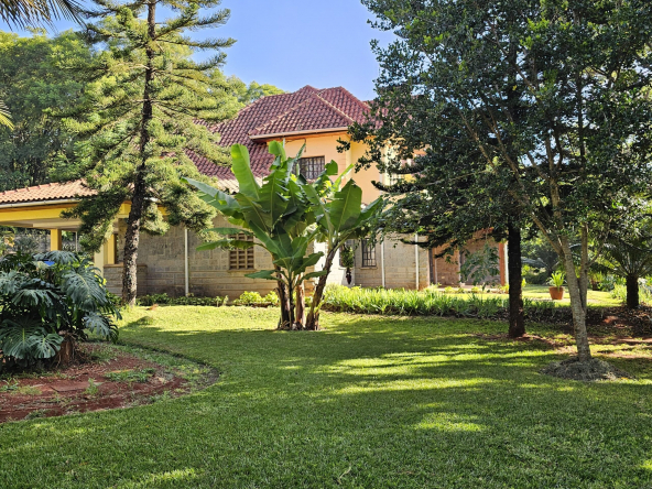 6 Bedroom House for Sale in Karen