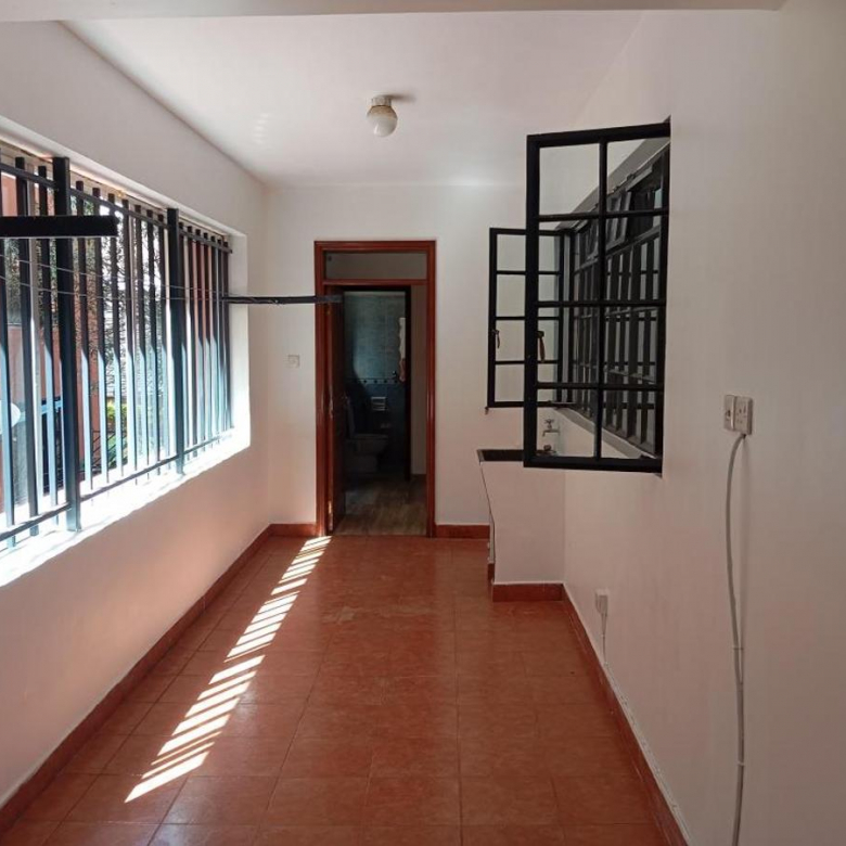 3 Bedroom Apartment for Rent at Kingara Road