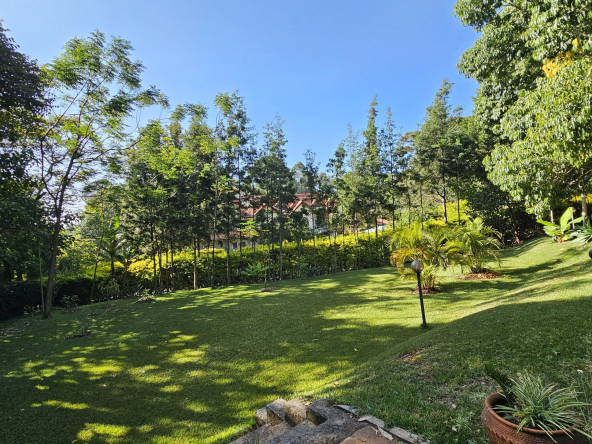 6 Bedroom House for Sale in Karen