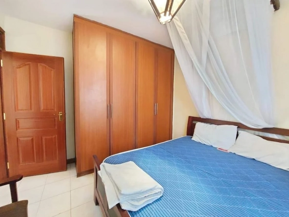 2 br karen