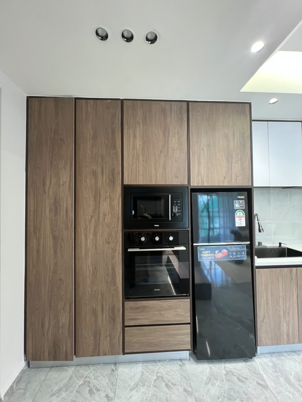 Kitchen fittings at Golfscape Residences apartments in Kilimani Nairobi