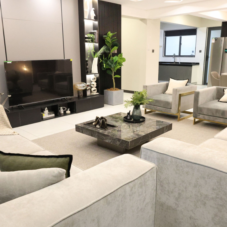 Spacious lounge and dining area at Venus Oak Residency 4 bedroom apartment in Kileleshwa