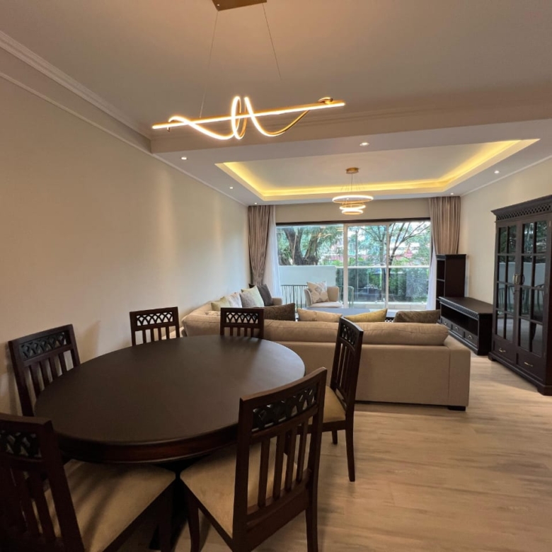 Large living room at Pearl Rivers Riverside apartment