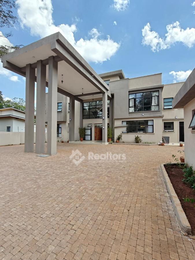 9 Bedroom Luxury Villa For Sale In Karen