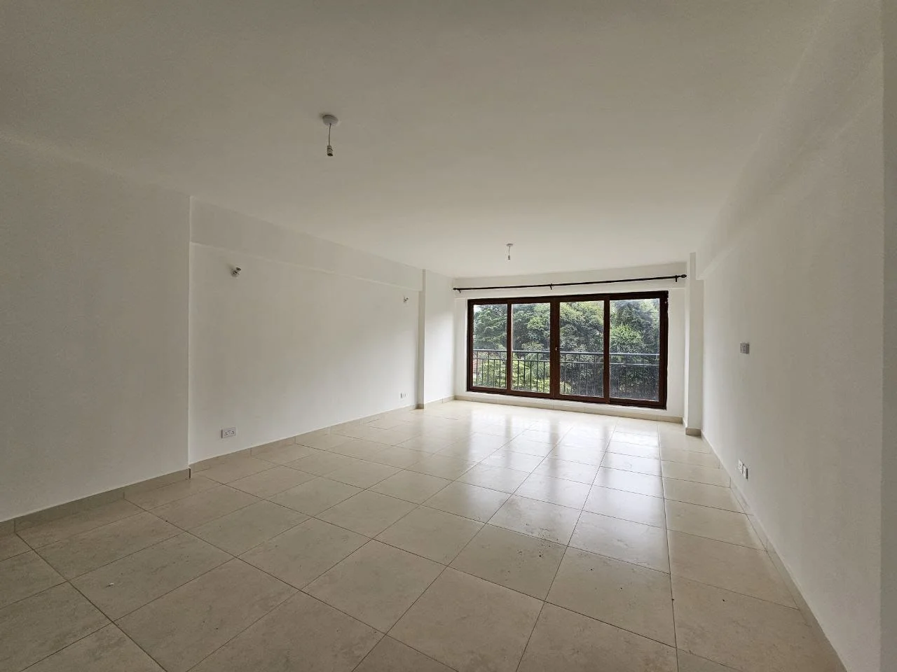 2 bedroom Lantana Road apartment