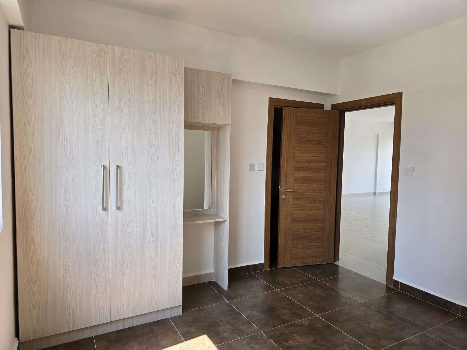 2 bedroom Lantana Road apartment