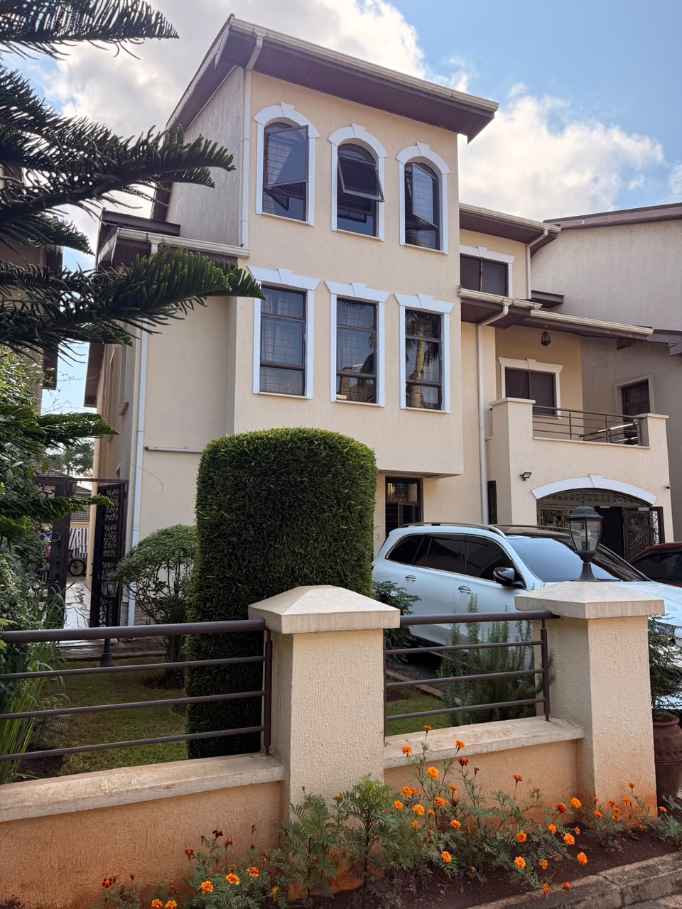 Exterior of the Convent Oaks Lavington 5 bedroom townhouse