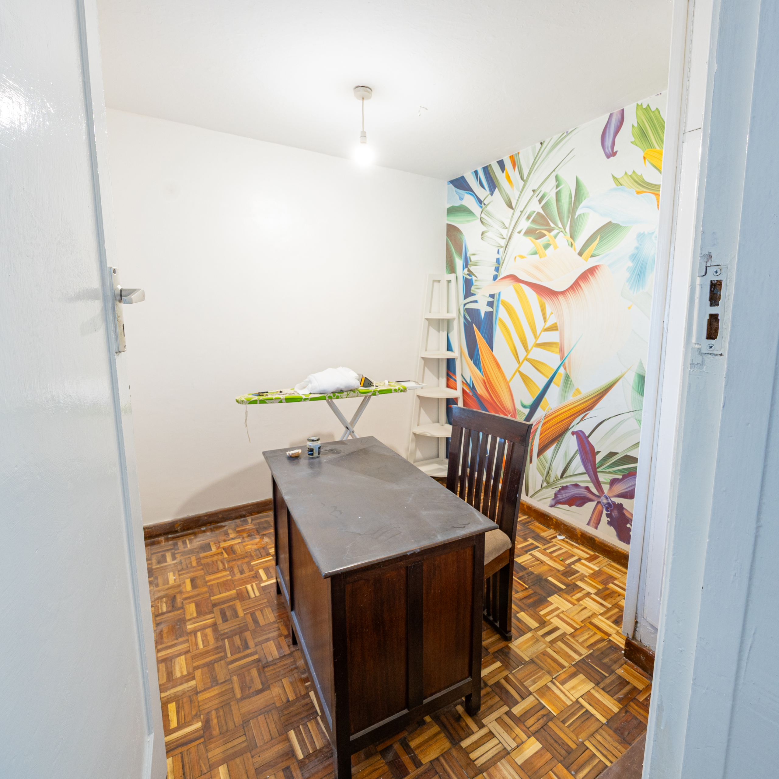 Oloitoktok Court Townhouse Study Room